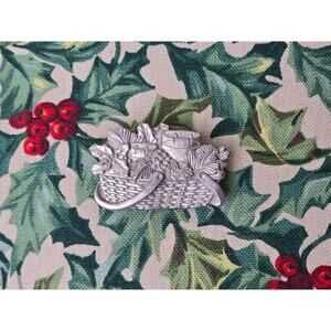 Longaberger Pewter Magnet Christmas Magnet